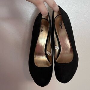 Mossimo size 7 pumps